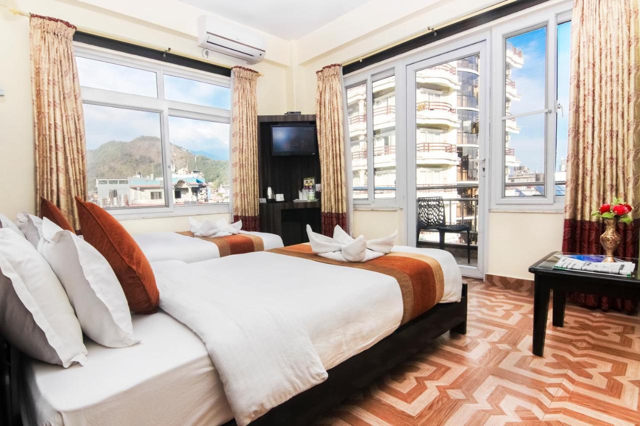 Hotel Point Pokhara Luaran gambar