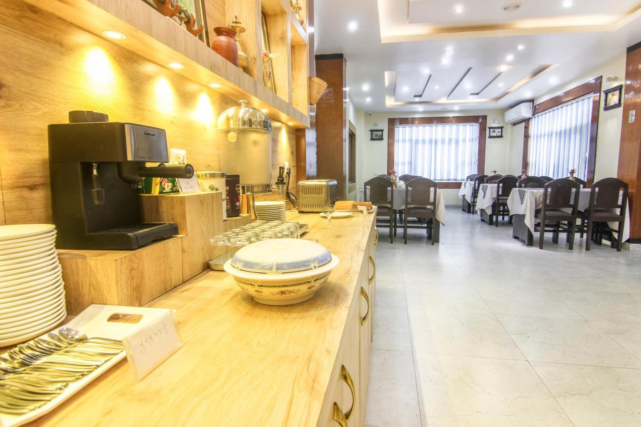 Hotel Point Pokhara Luaran gambar
